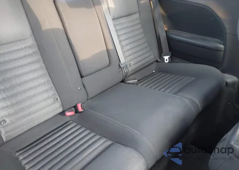 2014 Dodge Challenger Sxt z USA, uszkodzony, nr VIN 2C3CDYAG8EH100558